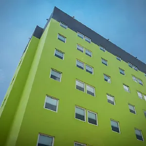 Sr Hotel